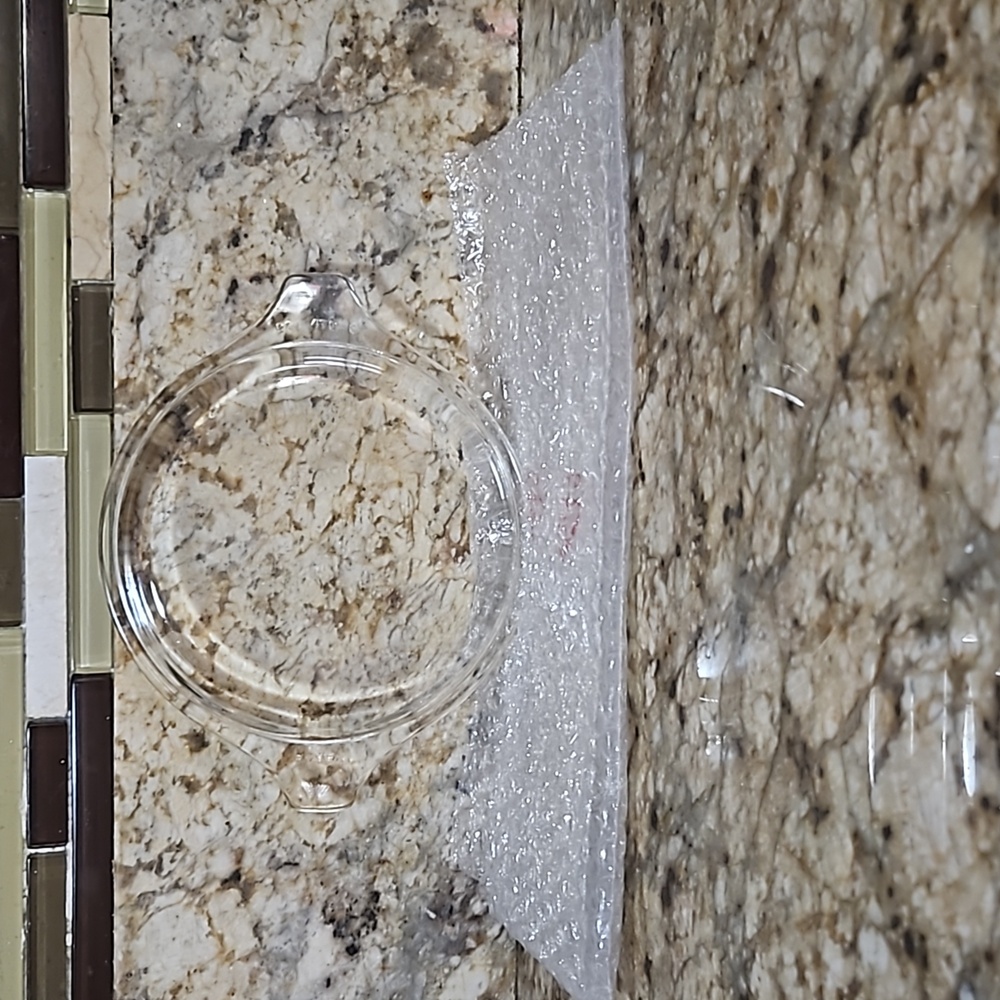 Vintage PYREX round casserole replacement Lid.